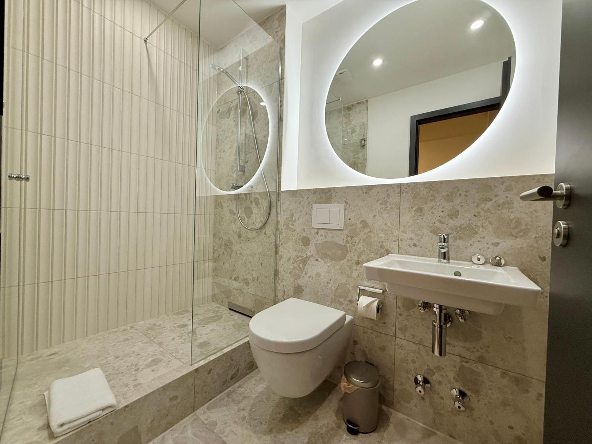 Stayzz By Homyzz - Modern Studios Alsterdorf -Winterhude- Stadtpark Hamburg Dış mekan fotoğraf